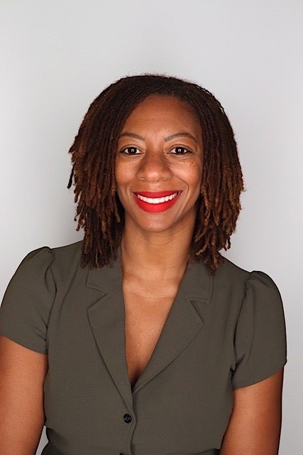 Ellena Weaver headshot